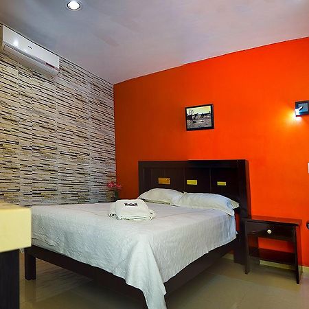 Hotel Catedral קמפצ'ה מראה חיצוני תמונה