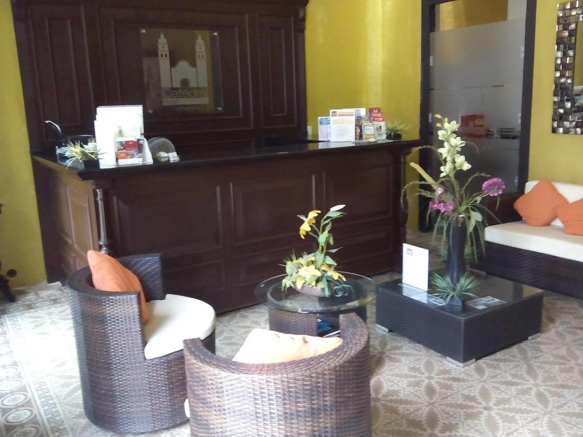 Hotel Catedral קמפצ'ה מראה חיצוני תמונה