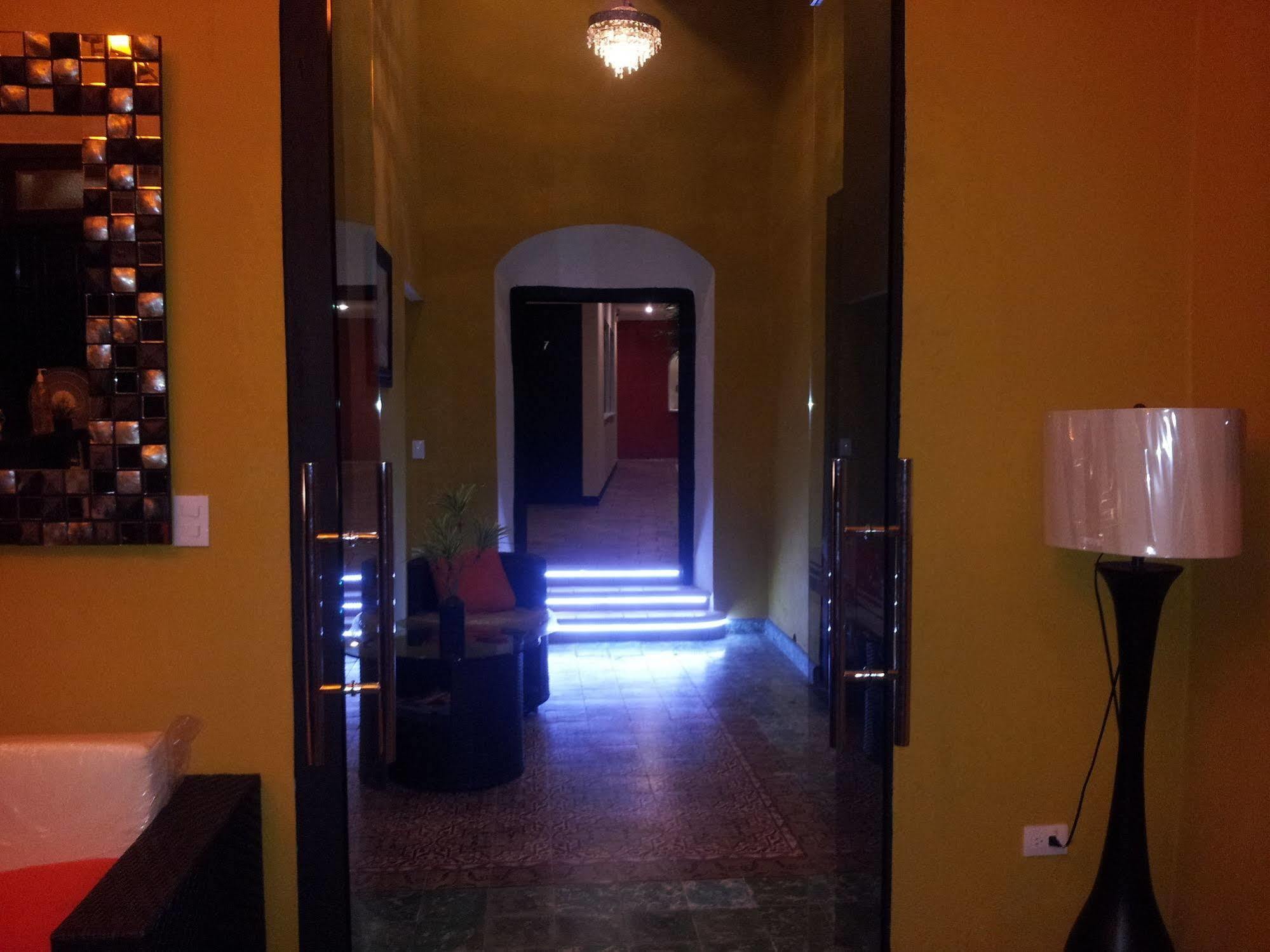 Hotel Catedral קמפצ'ה מראה חיצוני תמונה